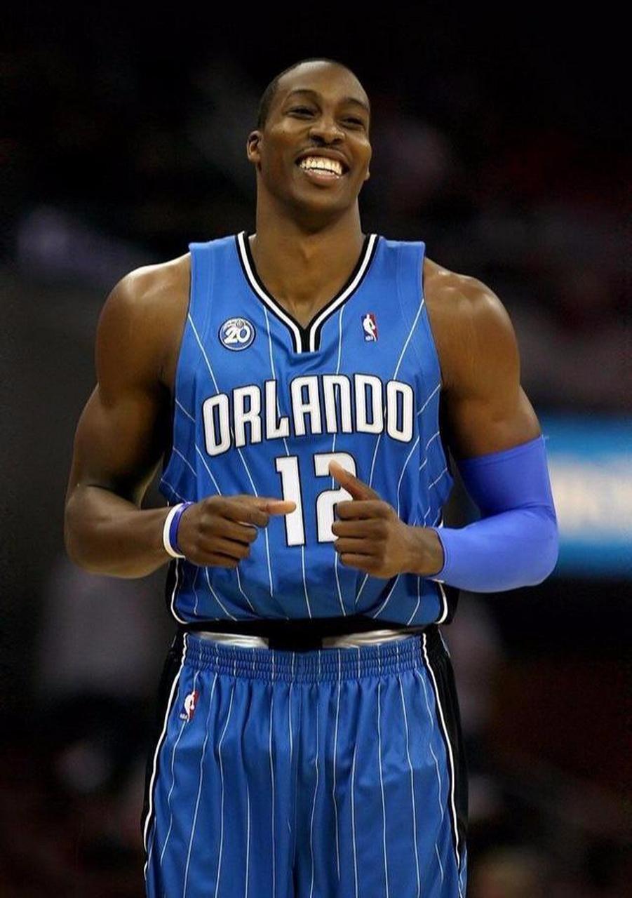 记录报：C罗并不会被追加禁赛，可以正常参加世界杯小组赛（记录报：C罗不会遭追加停赛，世界杯小组赛可正常出场）