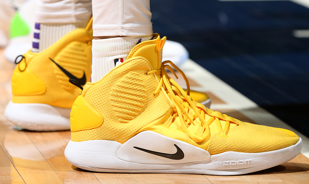 利兹联3-1胜切尔西，利物浦1-1战平桑德兰。（利兹联3-1力克切尔西，利物浦1-1与桑德兰握手言和）