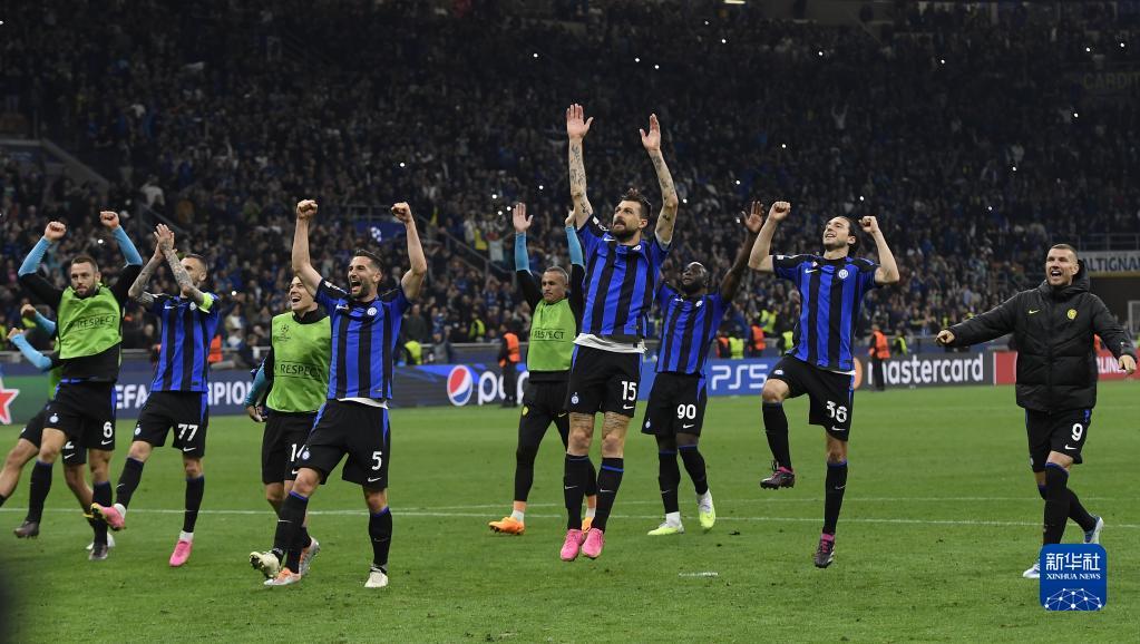 欧洲杯小组赛战况总结（欧洲杯小组赛赛况全览）