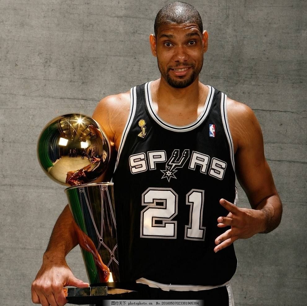 斯洛特：萨拉赫？我们应该谈论的是比赛的结果和场上球员（斯洛特：关于萨拉赫？更该讨论比赛结果和在场球员）