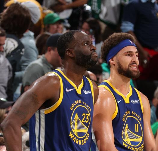 黄健翔：我们的女足与强队之间最大的差距就是身体条件（黄健翔：我国女足与强队最大短板在身体条件）