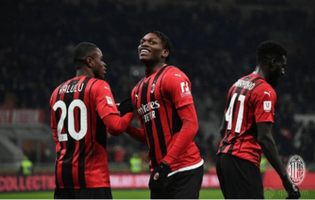 体坛记忆｜安东尼放回30年前什么身价！（体坛回望｜安东尼置身30年前会是什么身价？）