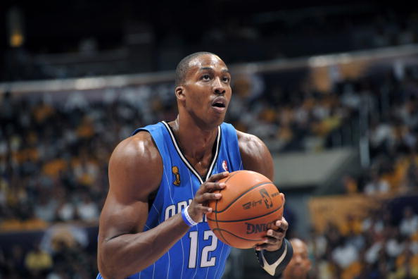 卡拉格向萨拉赫致歉：若惹你不高兴了我道歉，但你也得守规矩（卡拉格向萨拉赫道歉：若让你不悦我认错，但规矩同样要遵守）